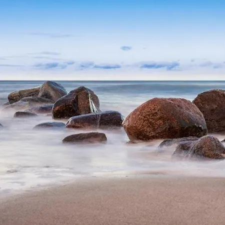 Strandstrasse-32-wohnung-1-9401 *